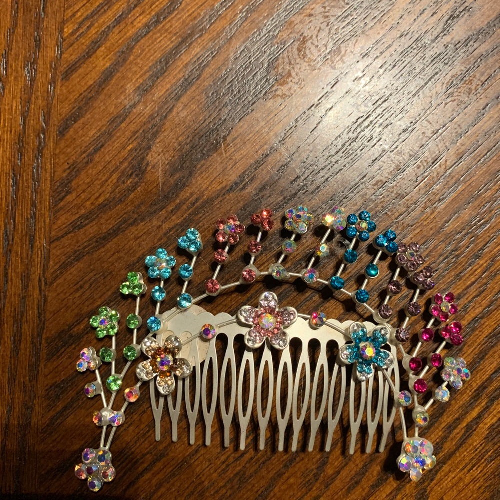 Hair comb for women’s. NWOT